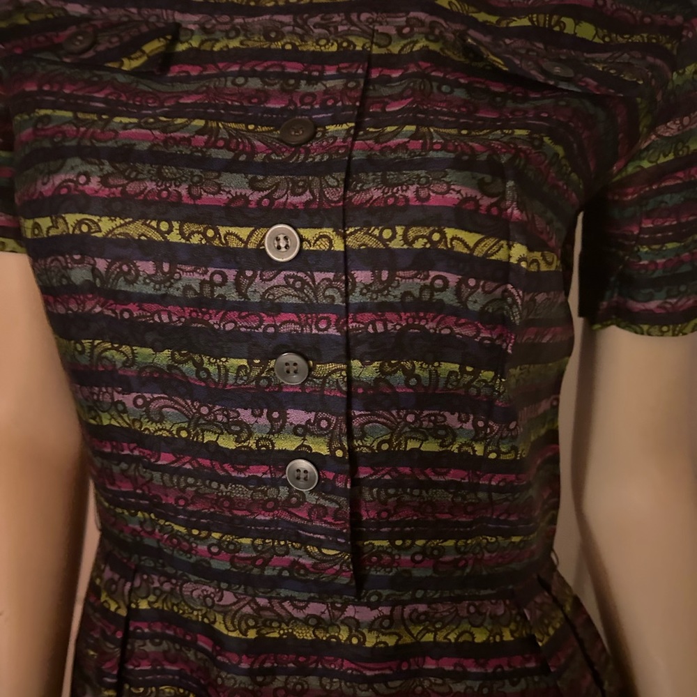 Simple Vintage… - Picture 2 of 12